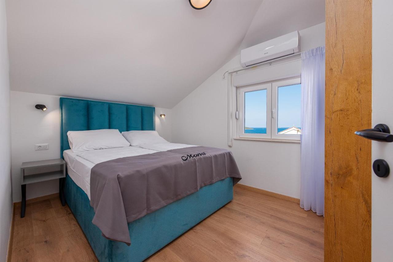 Villa Mona Apartments ราชานิ ภายนอก รูปภาพ
