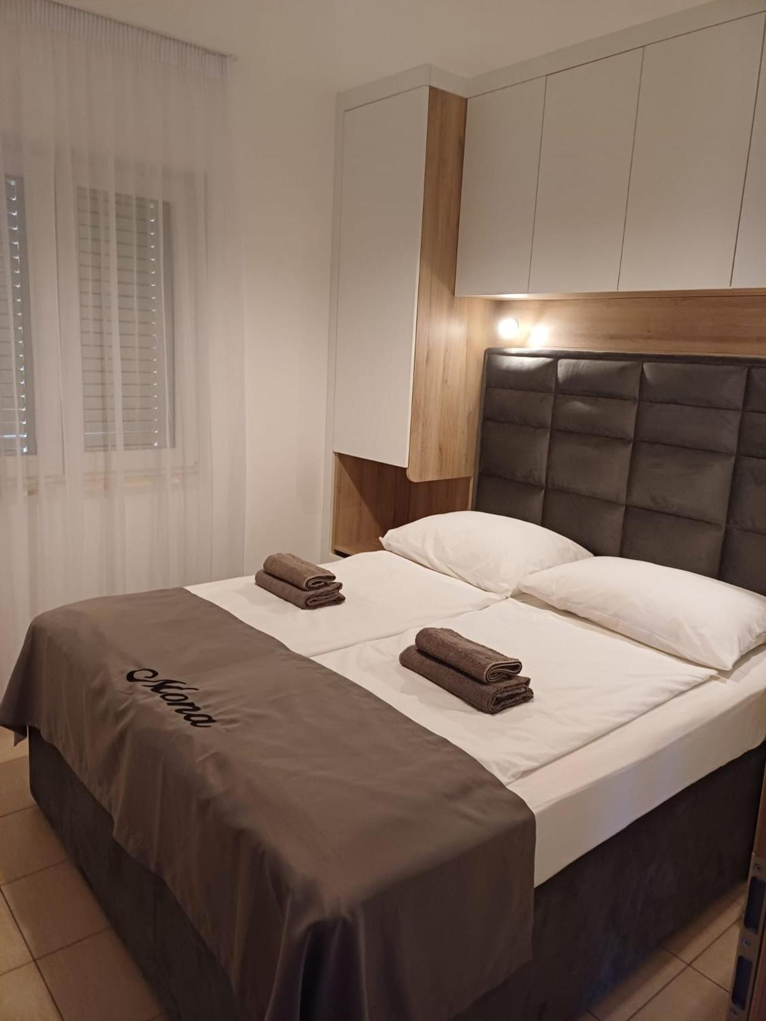 Villa Mona Apartments ราชานิ ภายนอก รูปภาพ